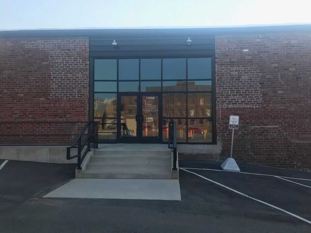 The Block: 1009 SW WASHINGTON STREET, Peoria, IL 61602
